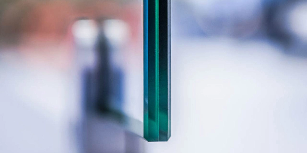Close up of Fineo Glass